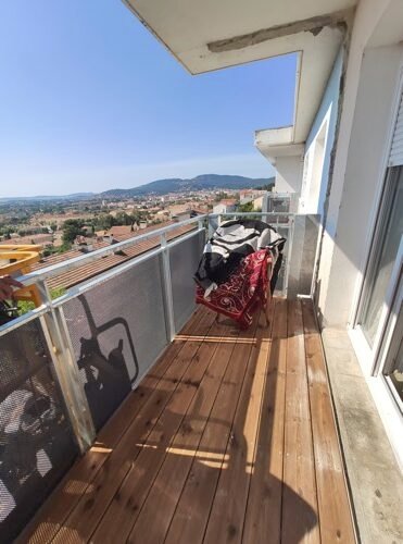 Balcon métallique étanche avec structure autoportante